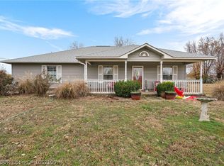 2824 Lost Beach Xing, Van Buren, AR 72956