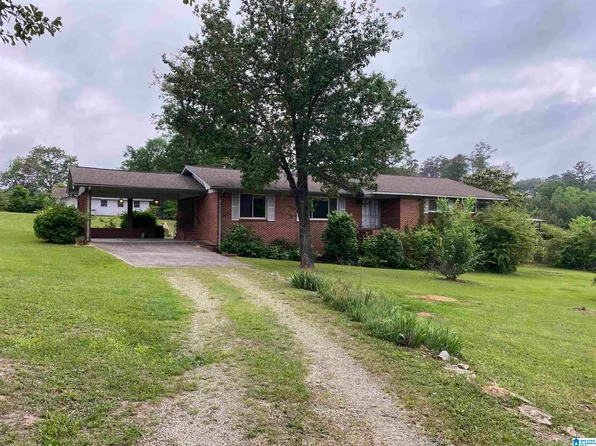 204 Quinncrest Ln, Bessemer, AL 35022