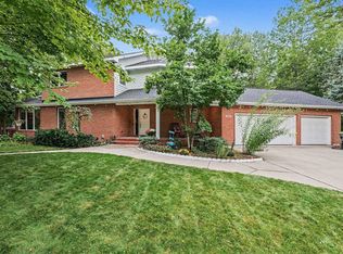 6003 Evergreen St, Midland, MI 48642