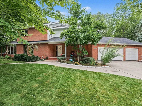 6003 Evergreen St, Midland, MI 48642