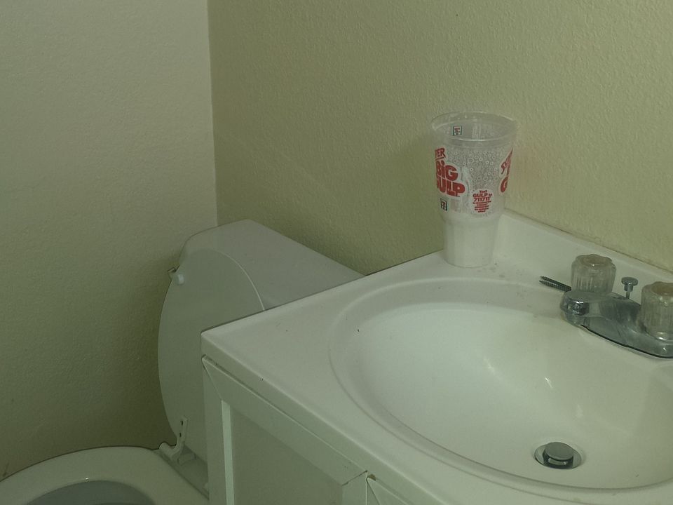 2nd image of 152 N Alexandria Ave APT 11