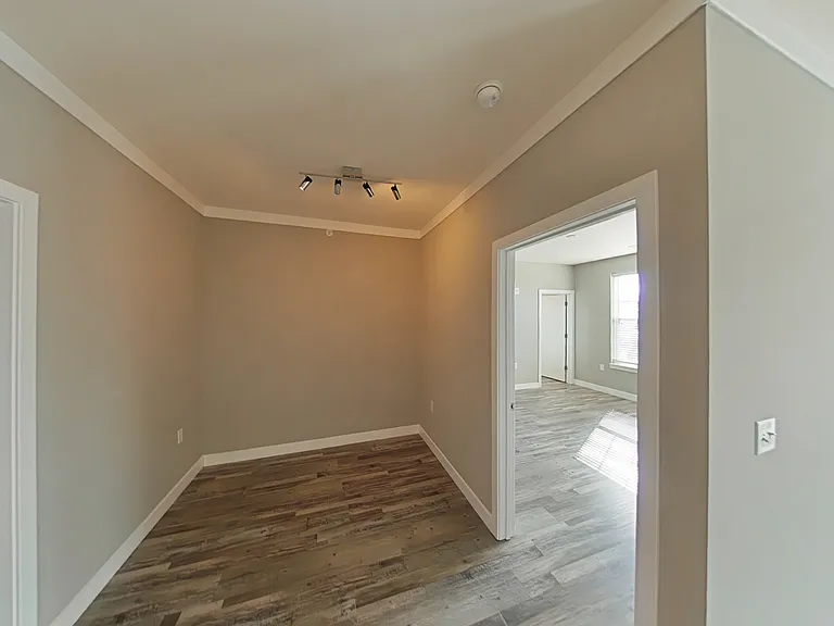 Allure Apartments — Photo 102