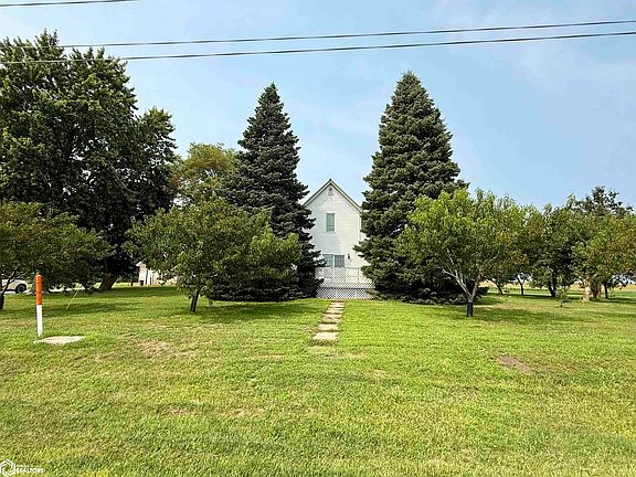 4th image of 222 210th St