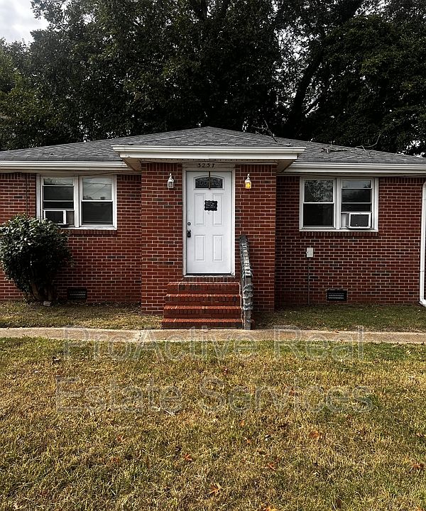 1st image of 3237 Verdun Ave