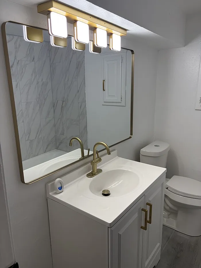 4 bed, 2.0 bath, 1711 sqft, $1,795 — Photo 1