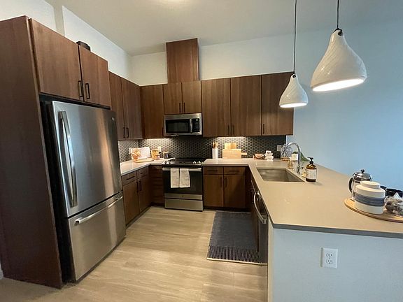 3rd image of 336 N Grant St #509