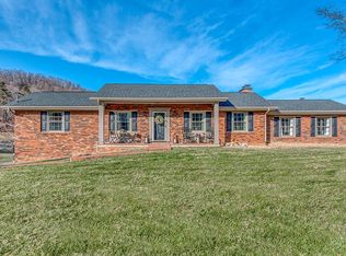 7467 Pin Oak Cir, Bristol, VA 24202