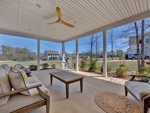 3rd image of 65 Stonewood Ln