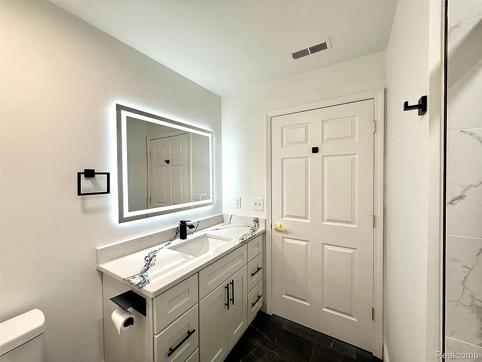18107 Chesapeake Cir, photo 27