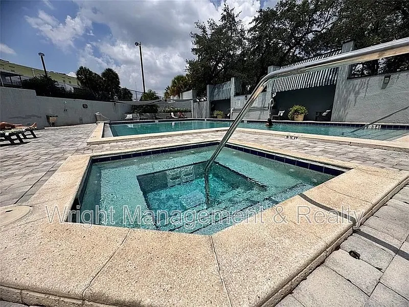 2 bed, 2.0 bath, 1136 sqft, $2,800 — Photo 3
