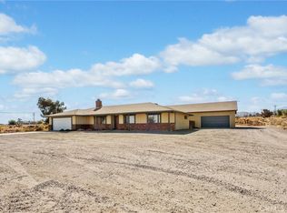 5737 Sunnyslope Rd, Phelan, CA 92371