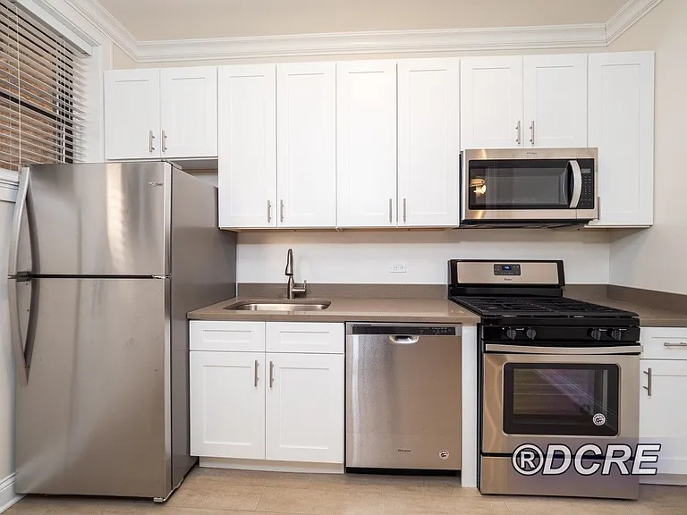 6759 N Sheridan Rd #1N — Photo 3