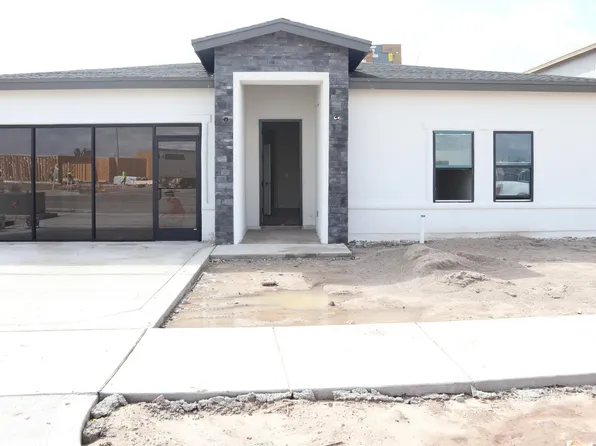 9708 Calle Cancun St, El Paso, TX 79927