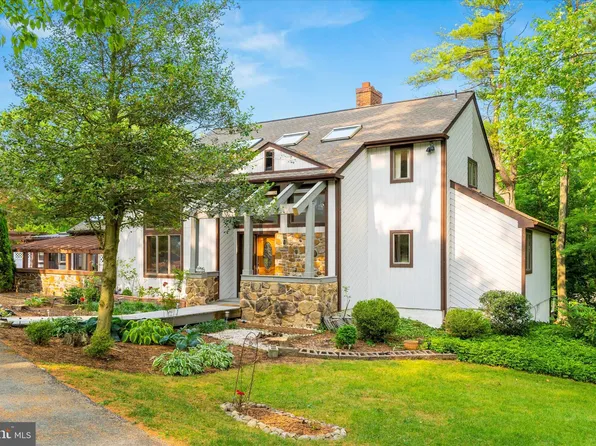 101 Arbor Pl, Bryn Mawr, PA 19010