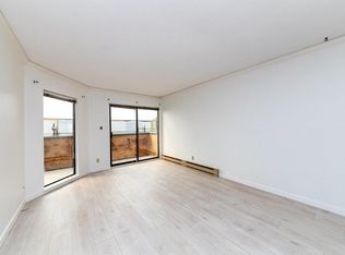 975 W 13th Ave #309, Vancouver, BC