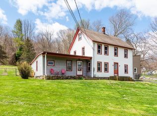 214 Maple Ave, Uncasville, CT 06382