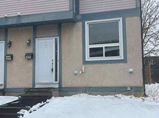 3400 Paul Anka Dr #82, Ottawa, ON K1V 0C9