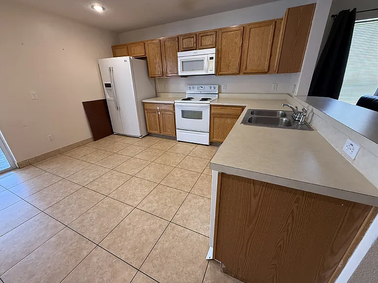 161 Windrose Dr — Photo 8