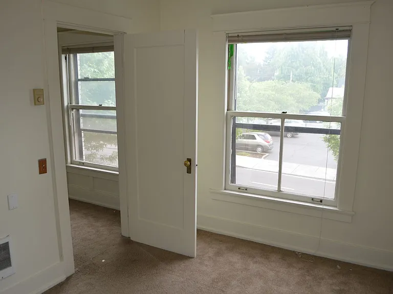 2401 NE Martin Luther King Jr Blvd — Photo 2