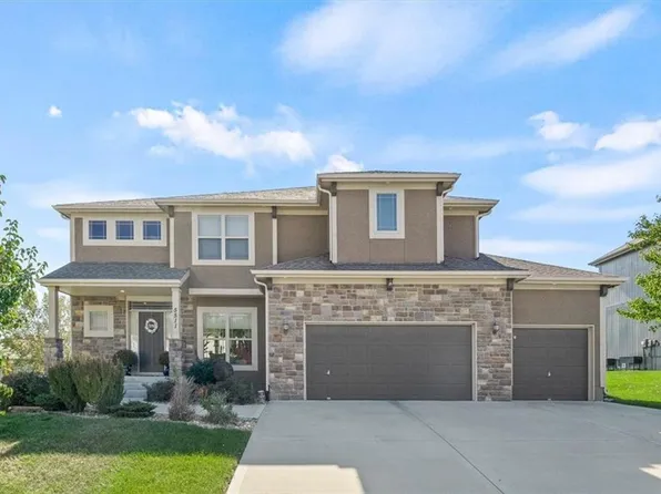 5511 NW 93rd St, Kansas City, MO 64154
