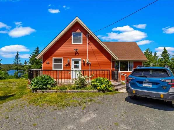 4 Loon Point, Goulds Pond, NL A0B3K0