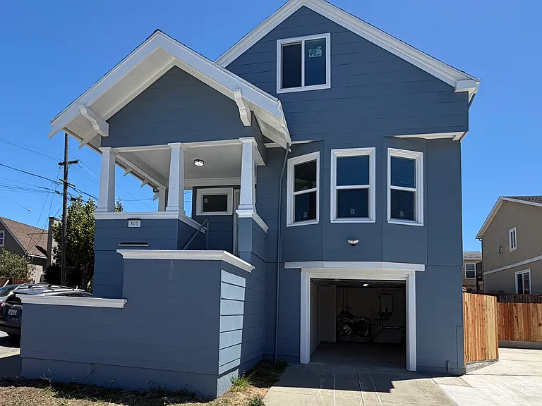 805 Crystal Springs Rd — Photo 1