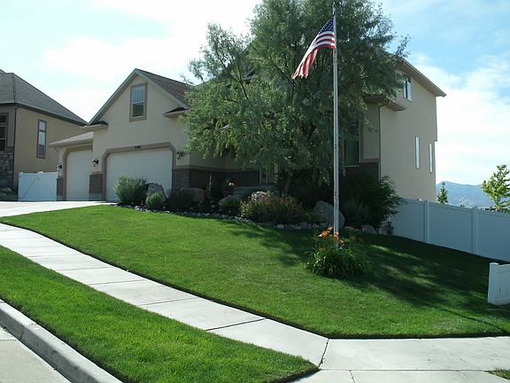2nd image of 5566 W Rose Summit Dr