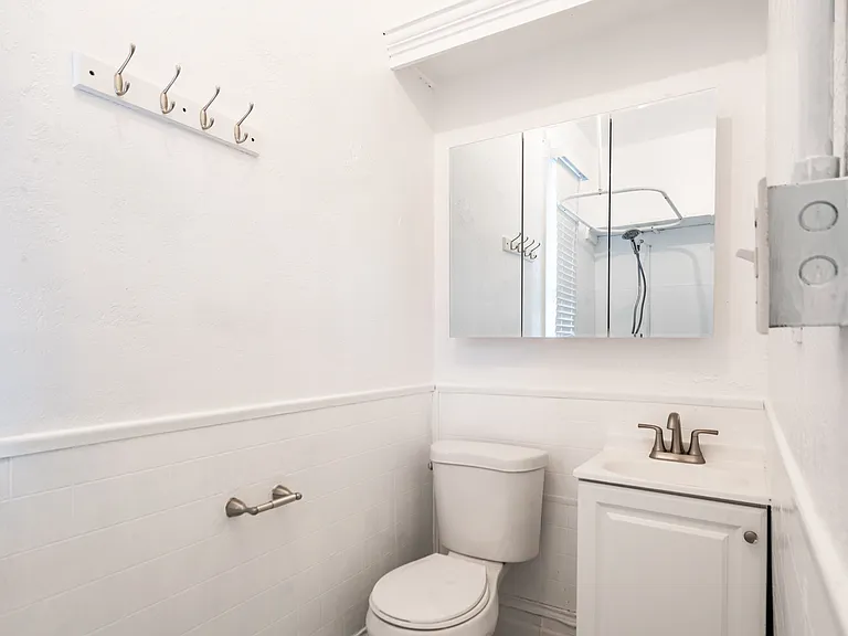 78 E Southgate Ave — Photo 12