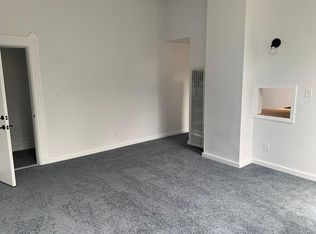 1014 16th St #C, Oakland, CA 94607