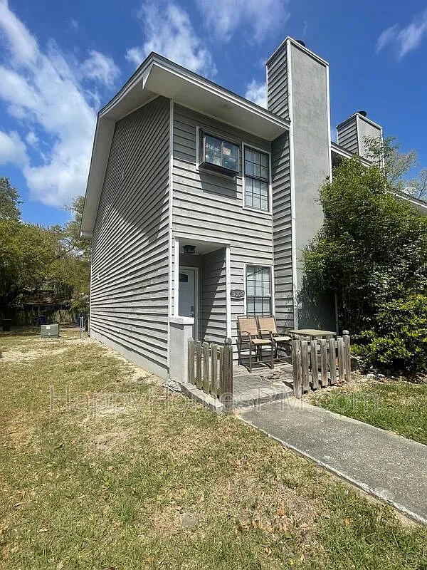 Building Photo - 5007 Jenkins Ave