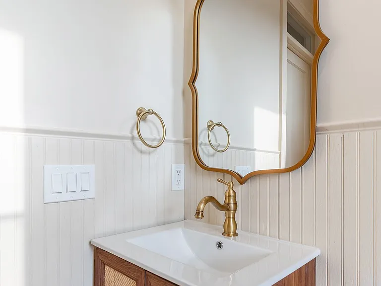 The Fairmount — Photo 18