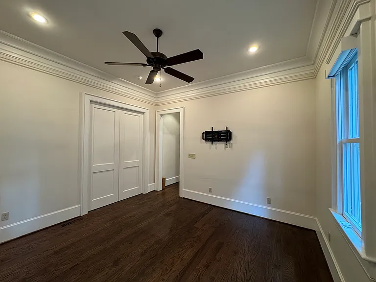277 Prospect Pl NE — Photo 12