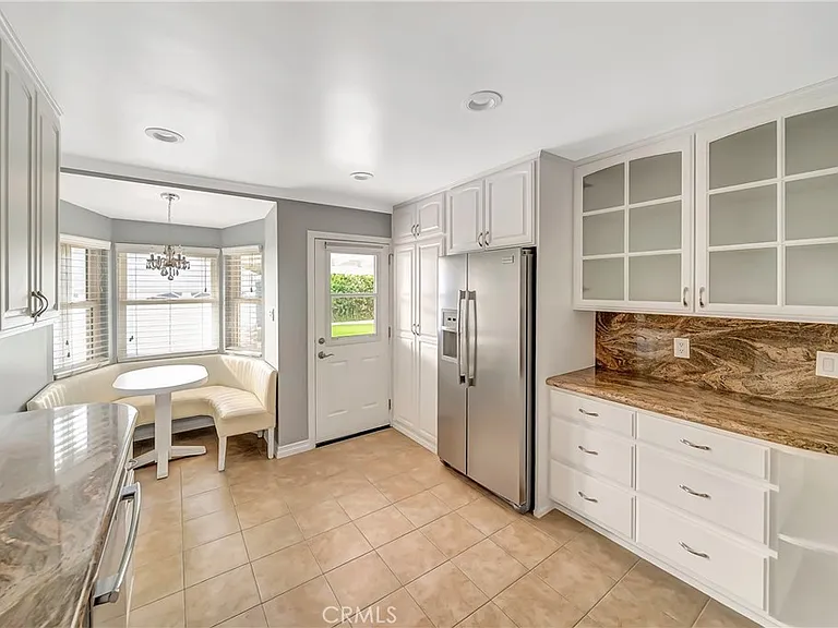 22907 Leonora Dr — Photo 14
