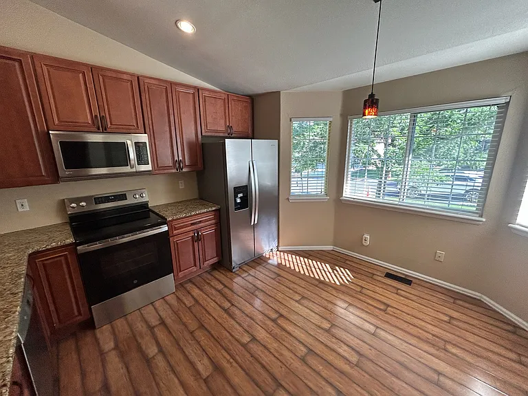 6250 Perfect View Dr — Photo 4