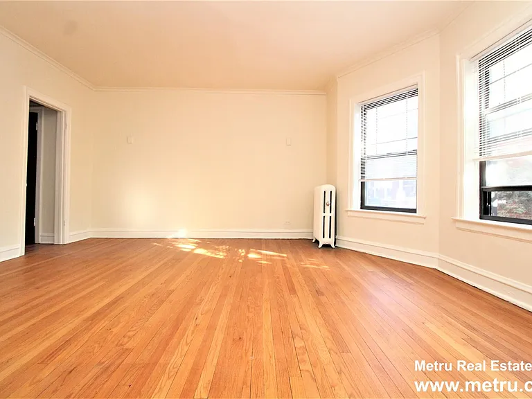 4308 N Ashland Ave #1E — Photo 2