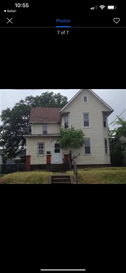 311 Hazlett Ave NW photo 1