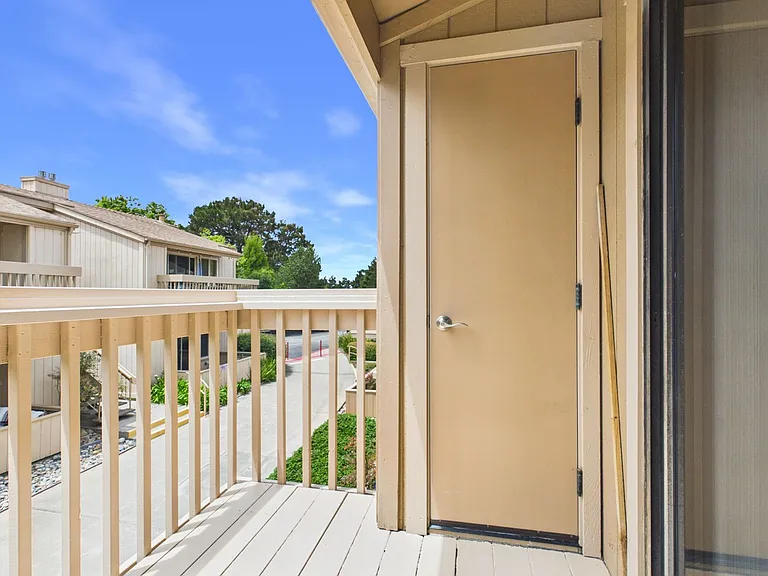 300 Glenwood Cir #273 — Photo 9