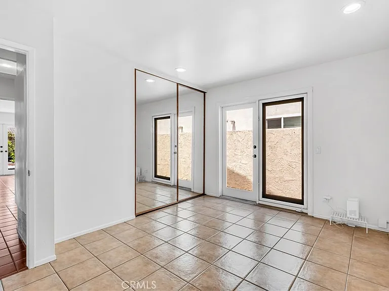 33051 Christina Dr — Photo 23
