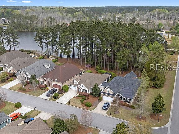 2nd image of 4 Waterview Ct