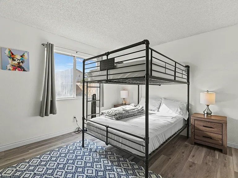 752 E Avenue J9 — Photo 36