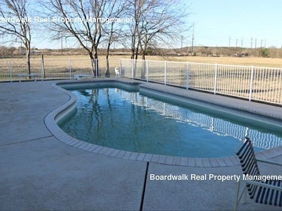 5th image of 19135 Marbach Ln APT 2