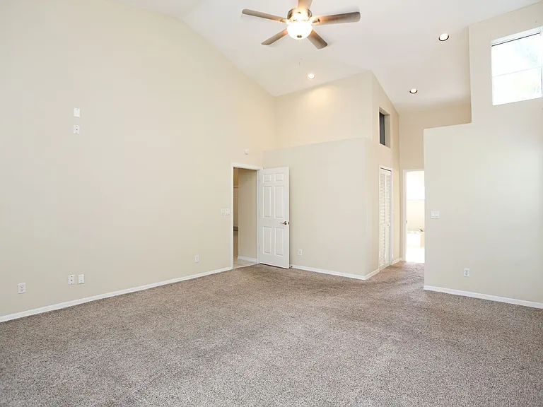 1040 Moon Lake Dr — Photo 19