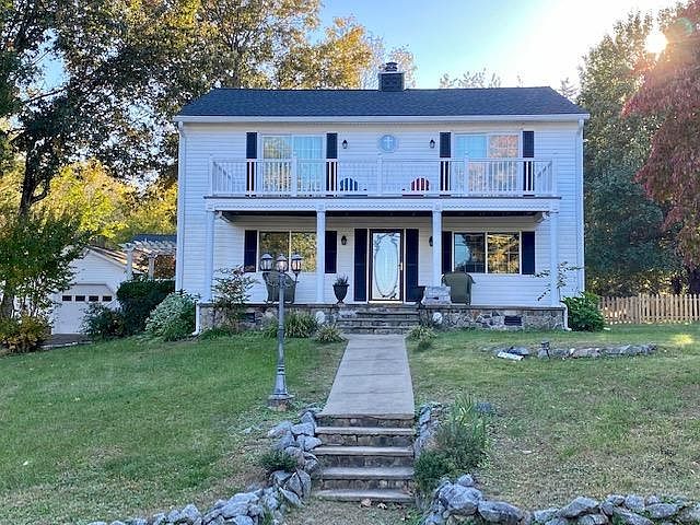 1st image of 2109 S Lakeshore Dr