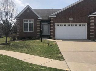 3187 Meridith Way, Bettendorf, IA 52722