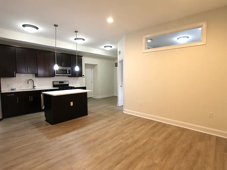 The Greenview — Photo 37