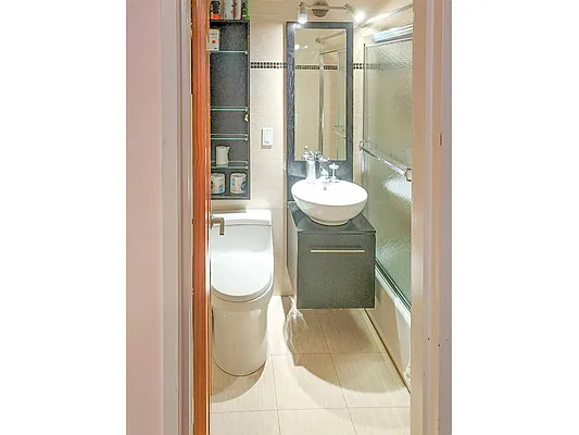 Rented by MySpaceNYC | media 27