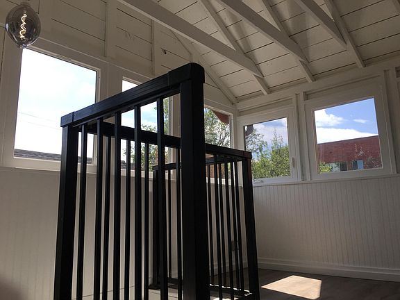 5th image of 100 N Grant St APT 3