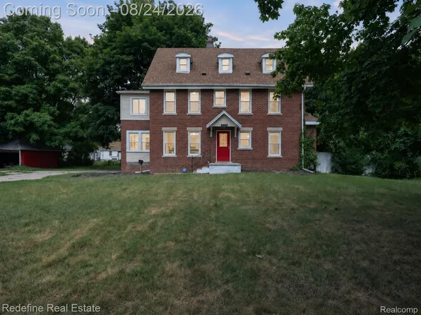 22608 Frisbee St, Detroit, MI 48219