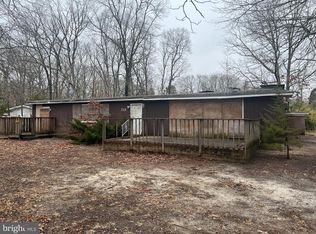 711 Woodland Dr, Millville, NJ 08332