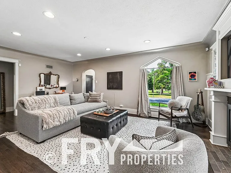 3322 W 46th Ave — Photo 6